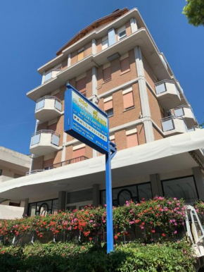 Hotel & Residence Al Mare Lido Di Jesolo